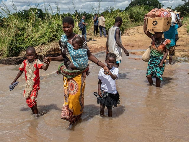 Mozambique hit by Cyclone Kenneth