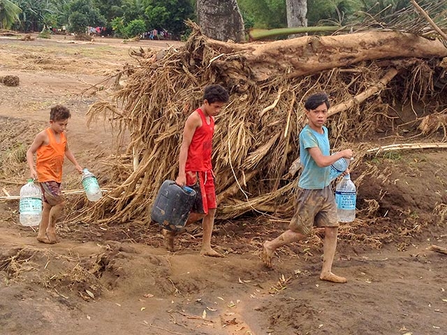 Philippines hit by typhoon in 2018