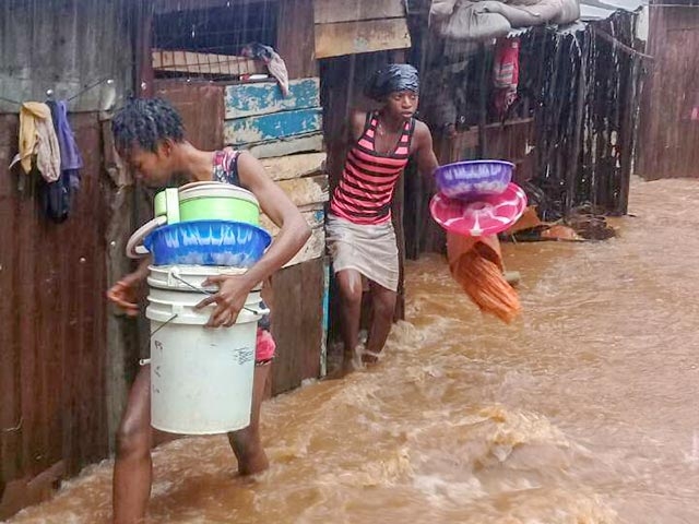 Sierra Leone hit by mudslides